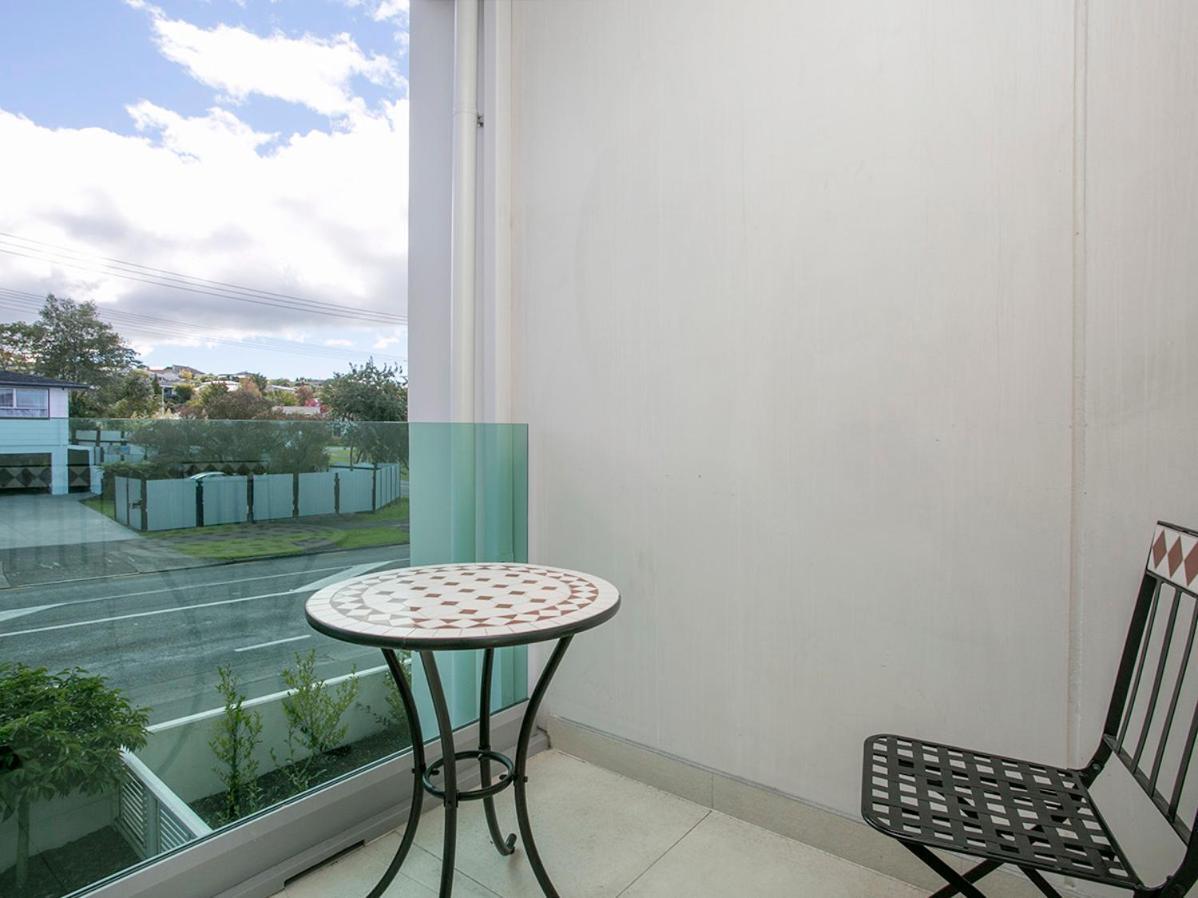 Marinaside Villa - Taupo Holiday Apartment Dış mekan fotoğraf