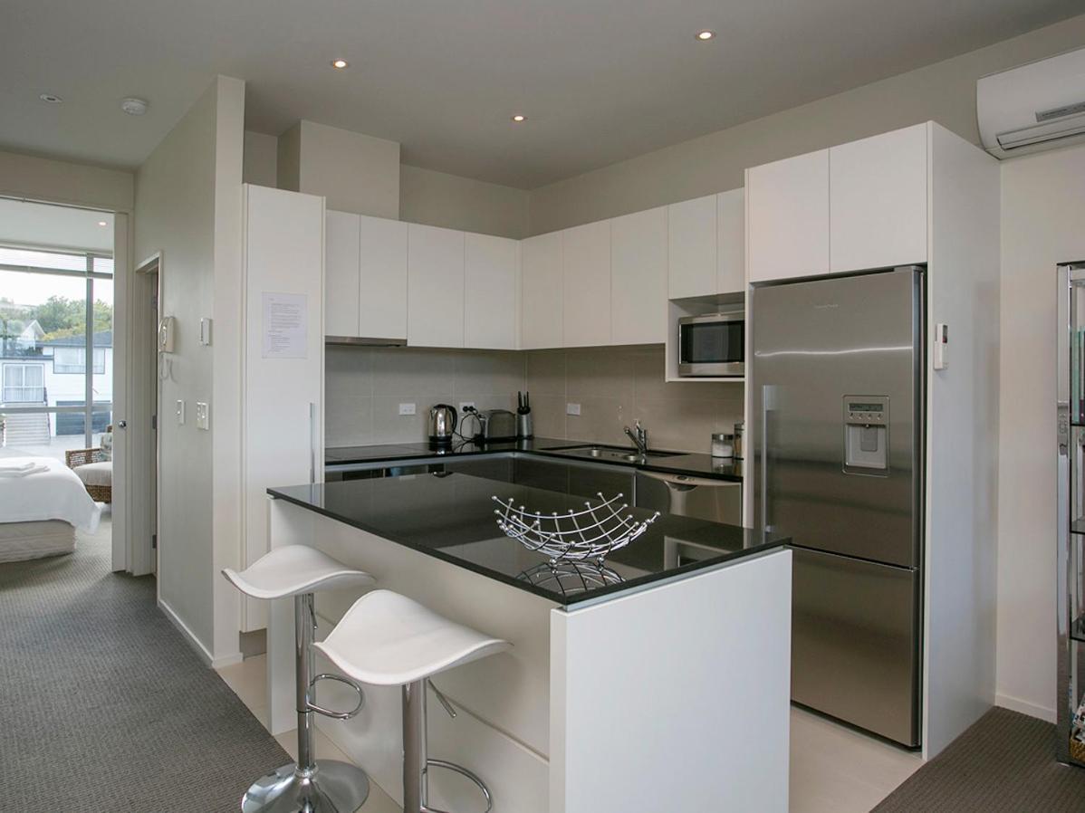 Marinaside Villa - Taupo Holiday Apartment Dış mekan fotoğraf