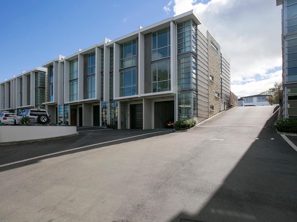 Marinaside Villa - Taupo Holiday Apartment Dış mekan fotoğraf